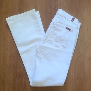 ⭐️HP⭐️ 7 For All Mankind White Denim Bootcut Jeans | 27